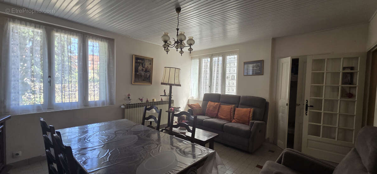 Maison de village avec terrain et dépendance - photo 5