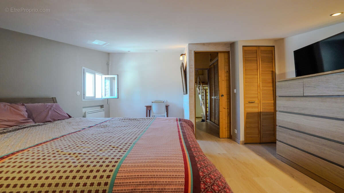 Appartement à LE CRES