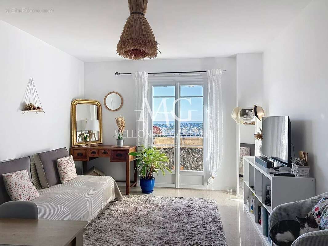 Appartement à LE CANNET