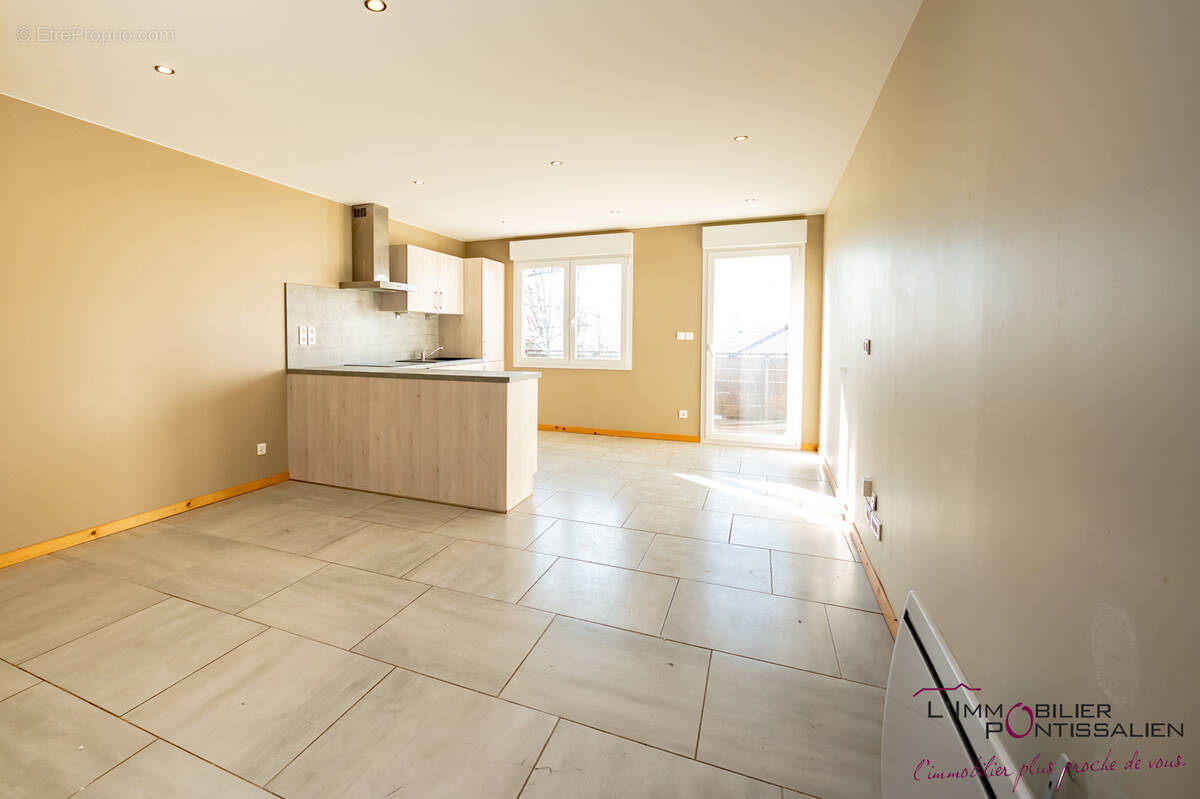 Appartement à LA PLANEE