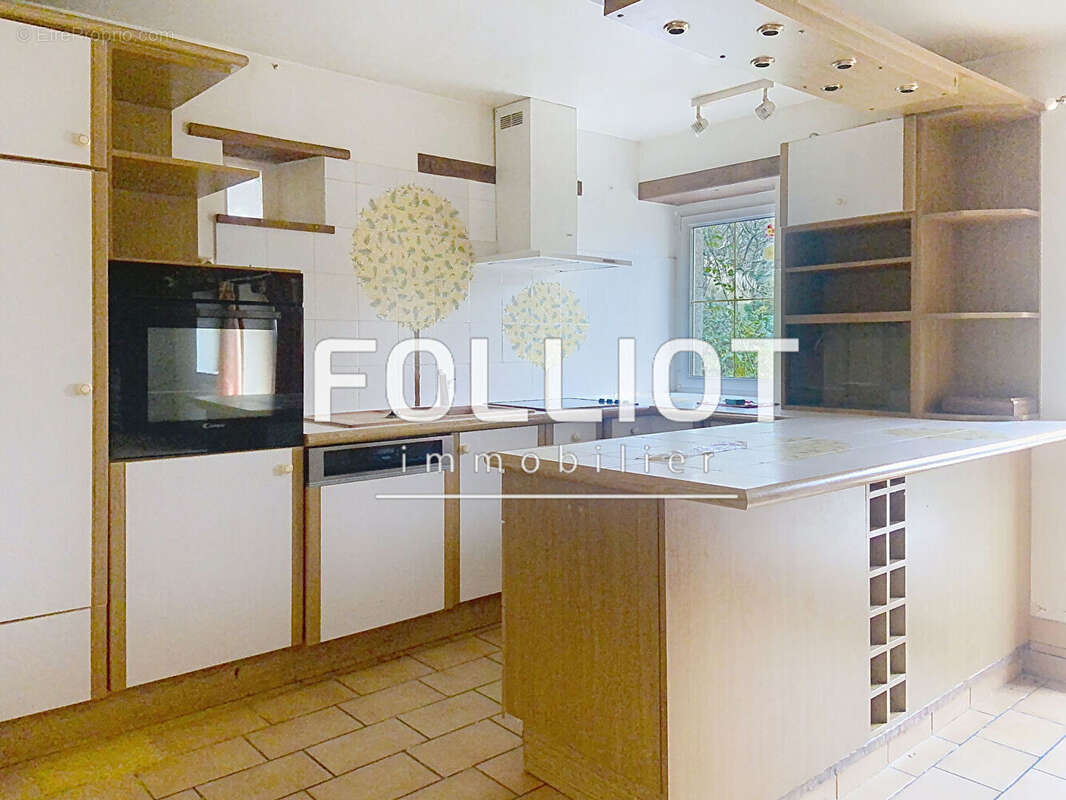 Maison à SAINT-SEVER-CALVADOS