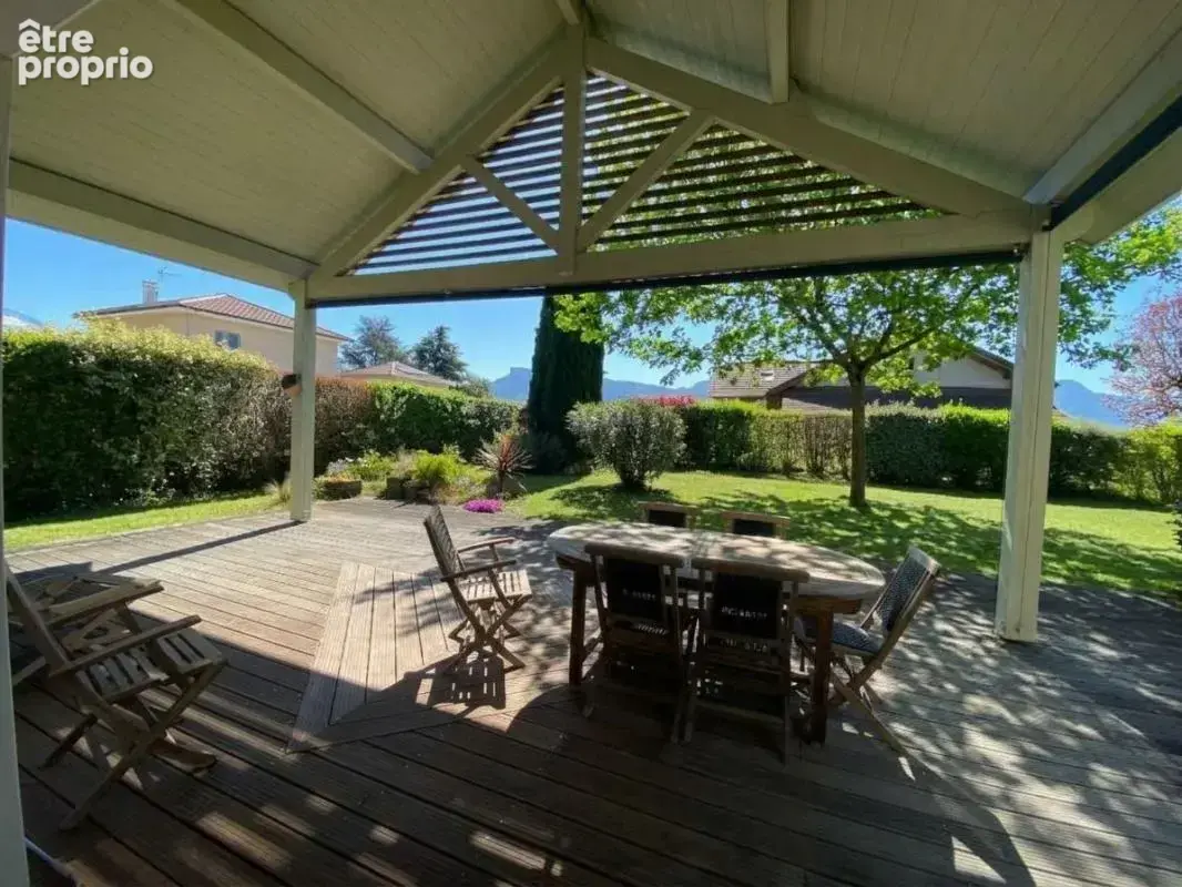 Vourey sur les coteaux, Maison familiale de standing – +200 m² – Secteur calme et résidentiel – Hors lotissement - photo 8