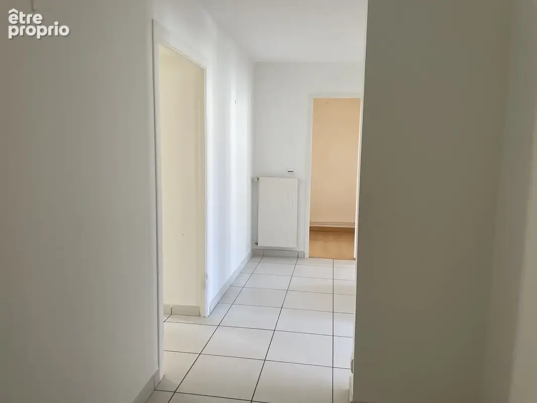 APPARTEMENT CENTRE VILLE parfait état - possibilité de 3 Chambres - photo 10