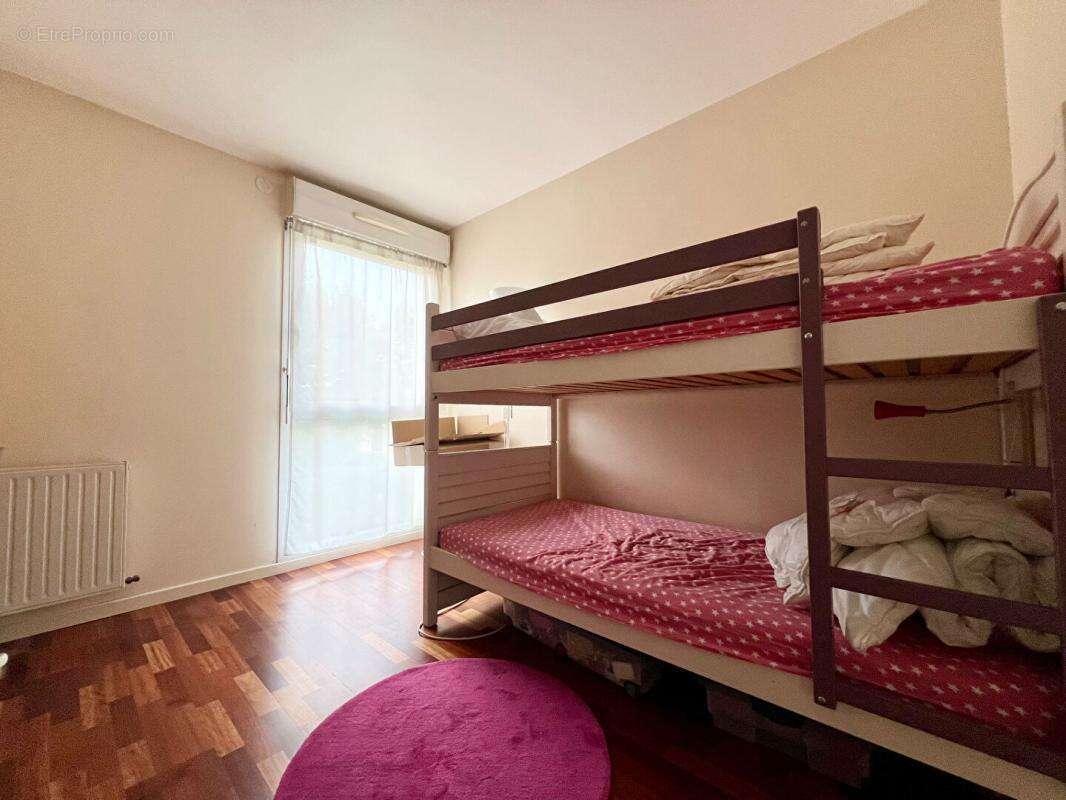 Appartement à SAINTE-GENEVIEVE-DES-BOIS