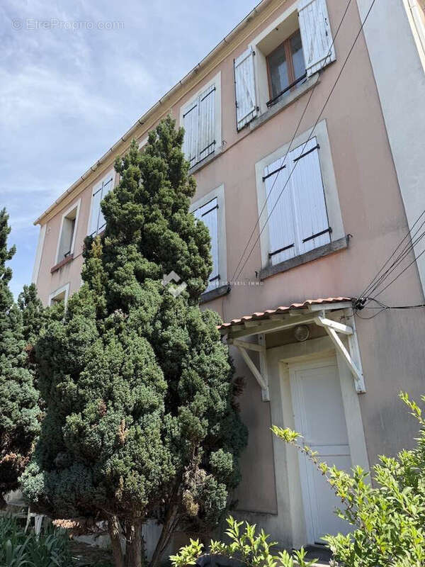 Appartement à CORBEIL-ESSONNES