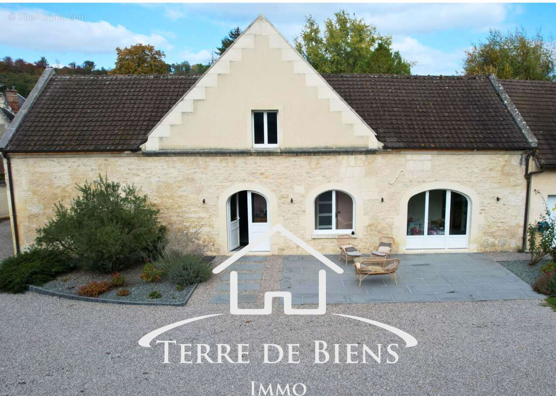 Maison à ROZIERES-SUR-CRISE