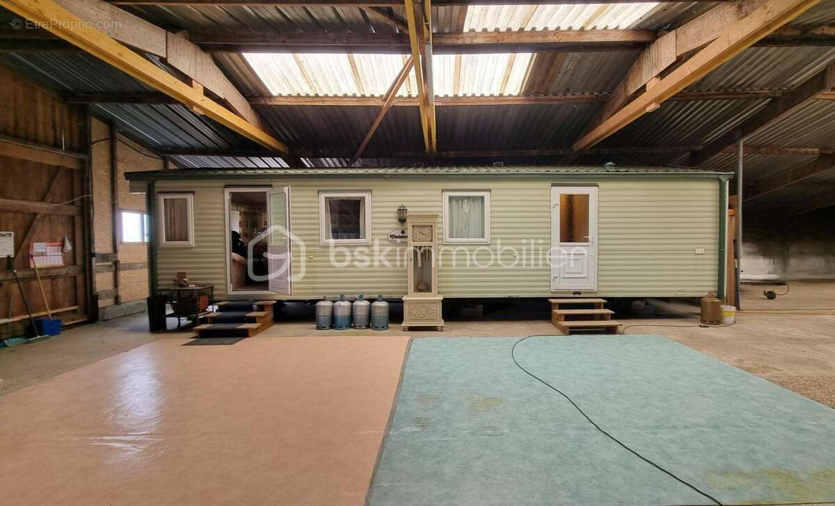 Terrain à NOYERS-BOCAGE