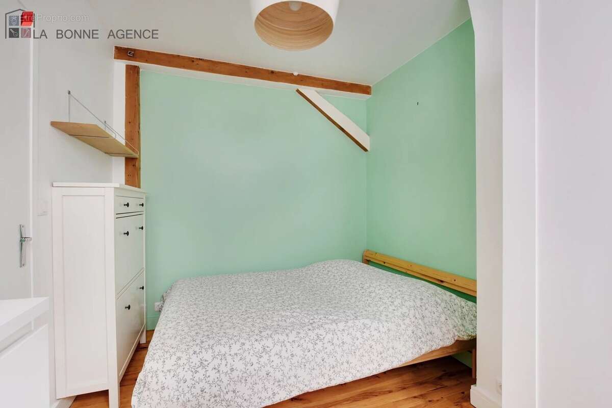 Appartement à PARIS-11E