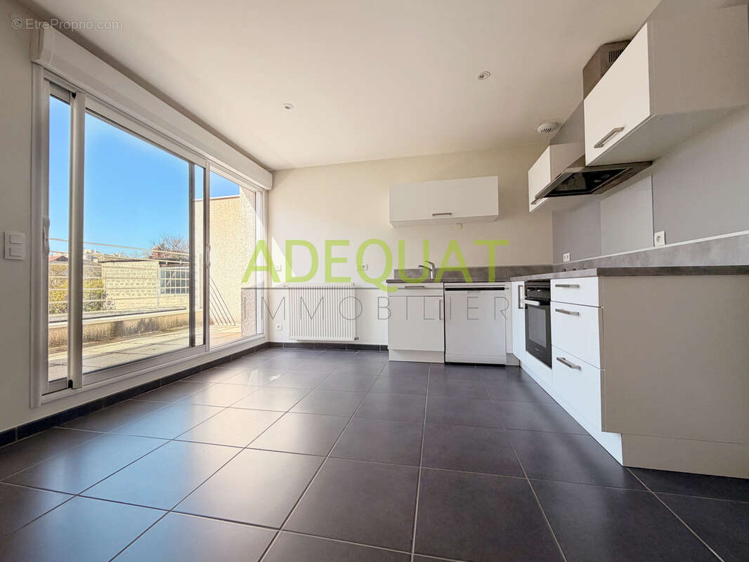 Appartement à BOURGOIN-JALLIEU