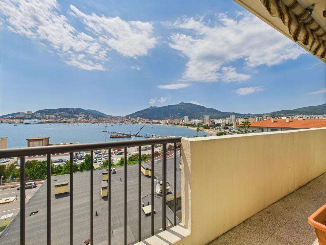 Appartement à AJACCIO