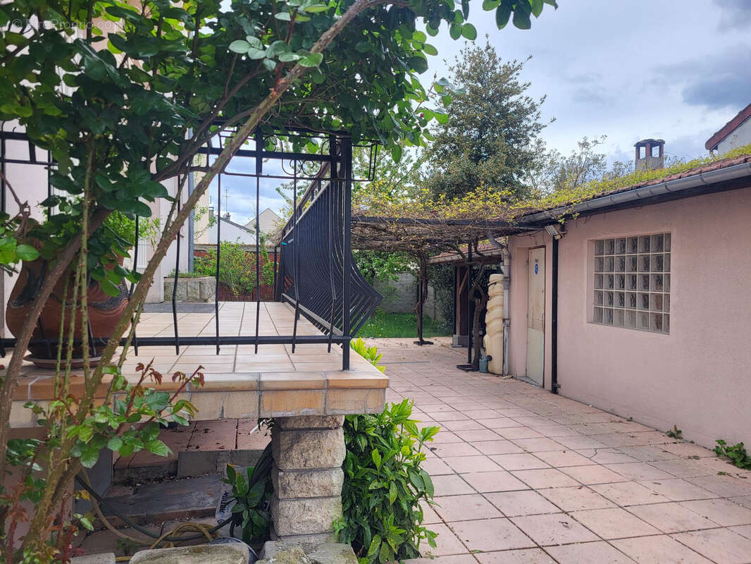 Maison à PIERREFITTE-SUR-SEINE