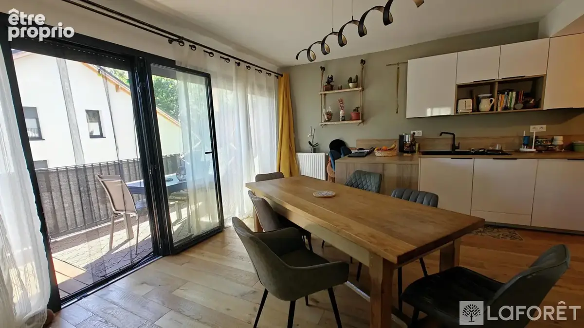 **appartement type 3 + parking privé +  2 garages - embrun - 3 pièces - photo 14