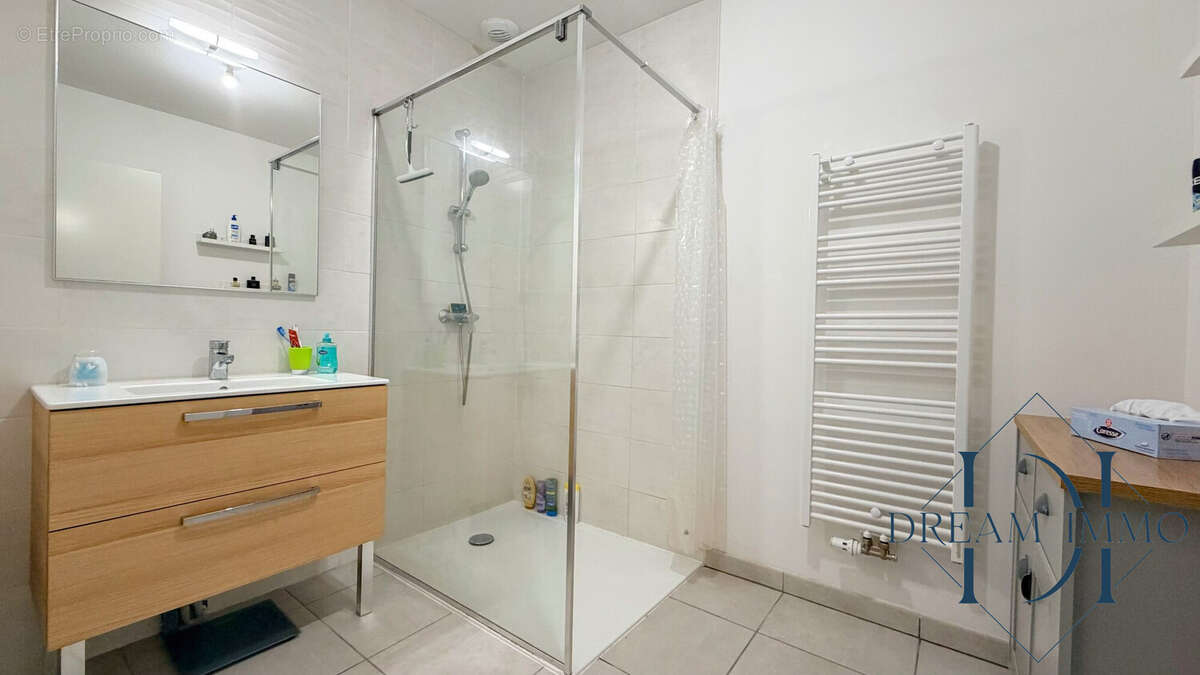 Appartement à SAINT-GEOURS-DE-MAREMNE