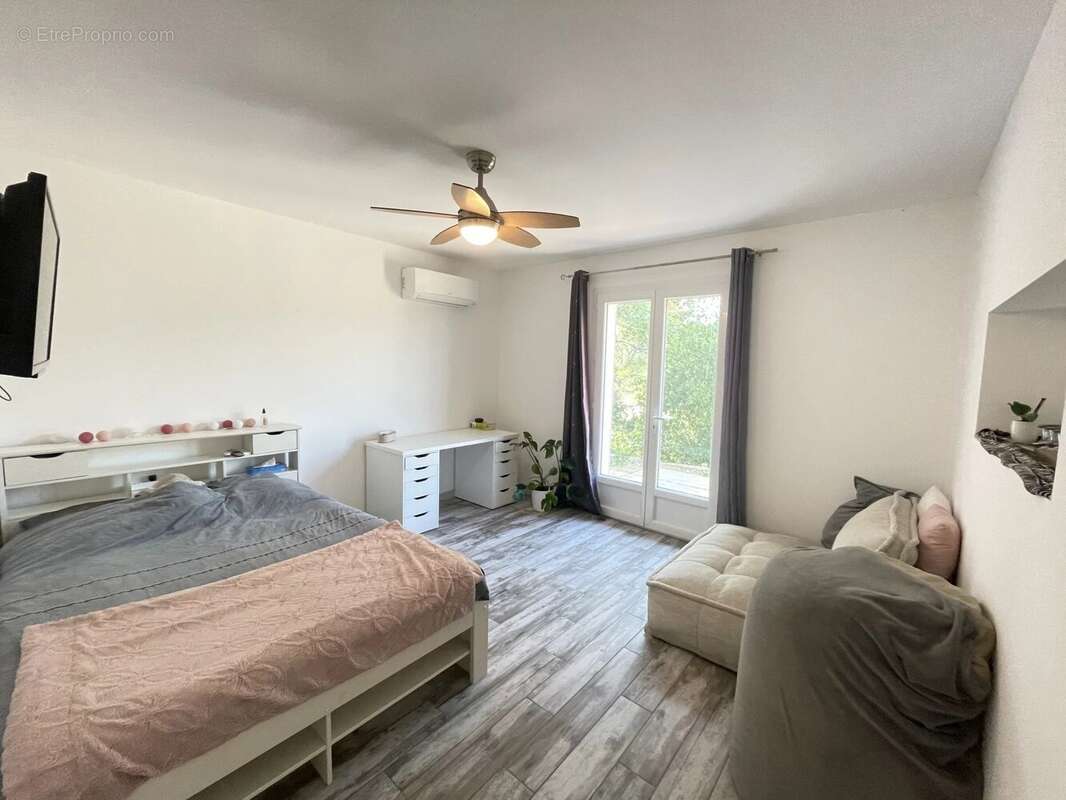 Maison à FIGANIERES