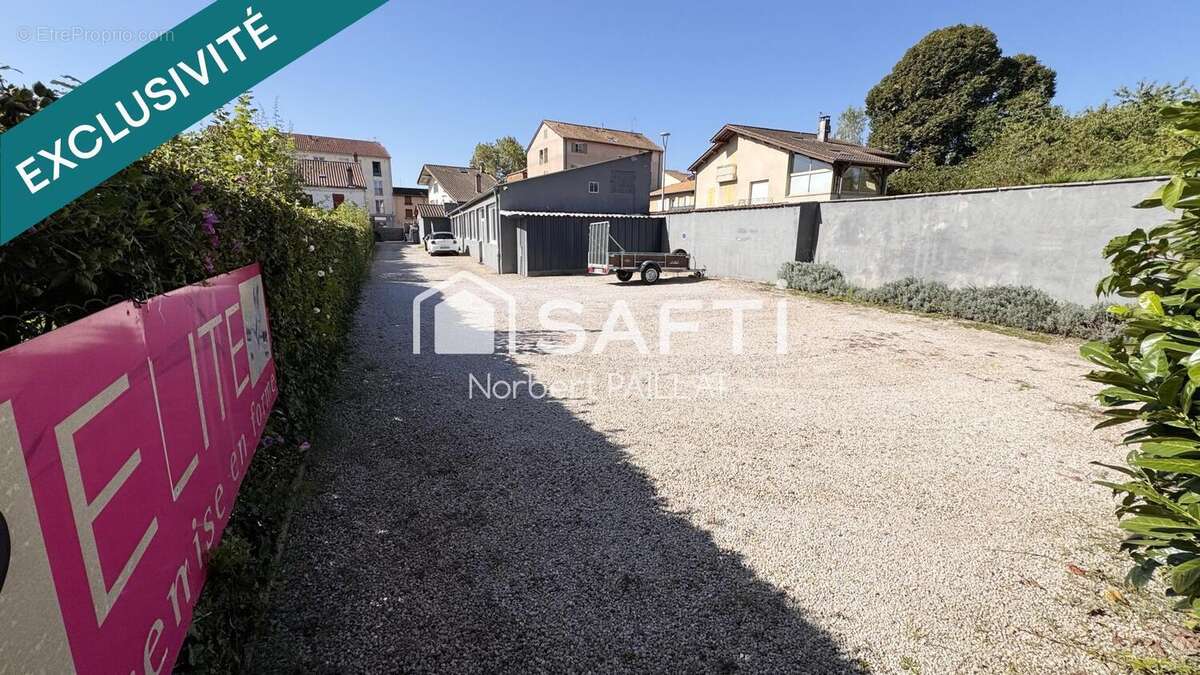 Photo 3 - Commerce à CHARNAY-LES-MACON