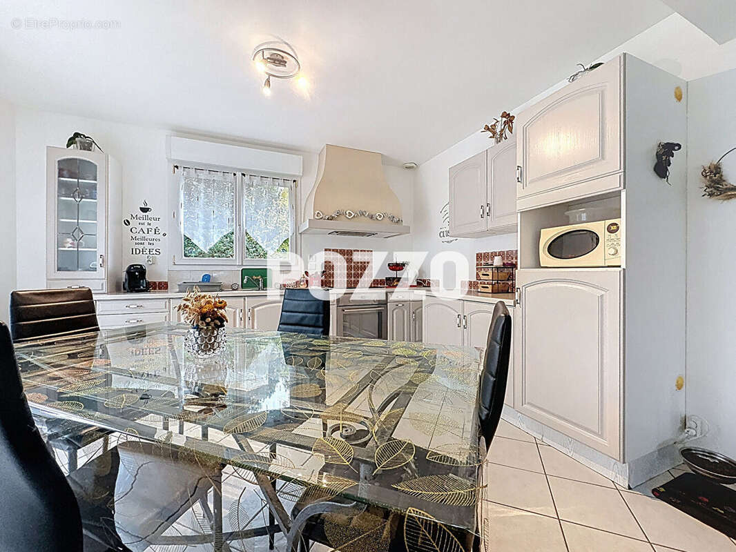 Maison à QUETTREVILLE-SUR-SIENNE