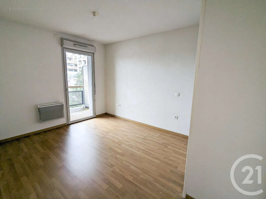 Appartement à COLOMIERS