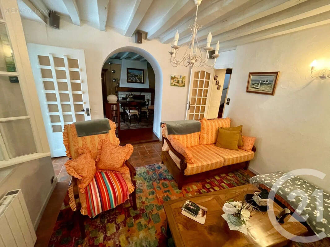 Maison à MOUSSY-LE-VIEUX