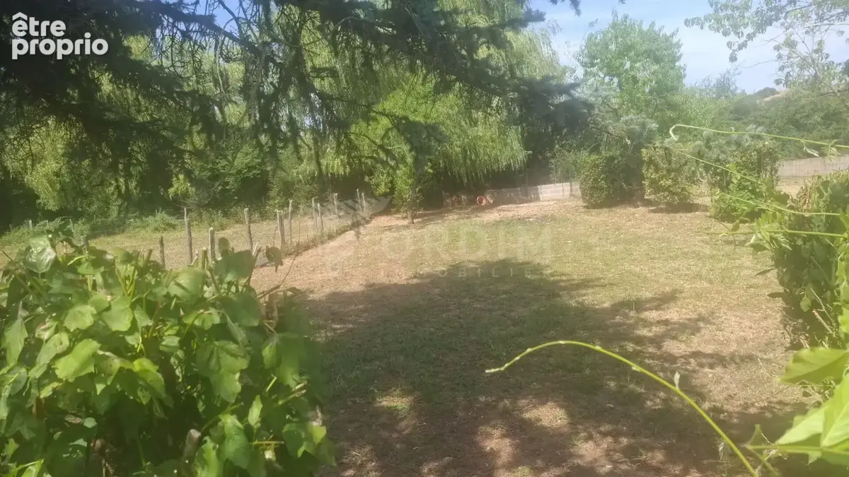 Longère à rénover dans hameau. - photo 15