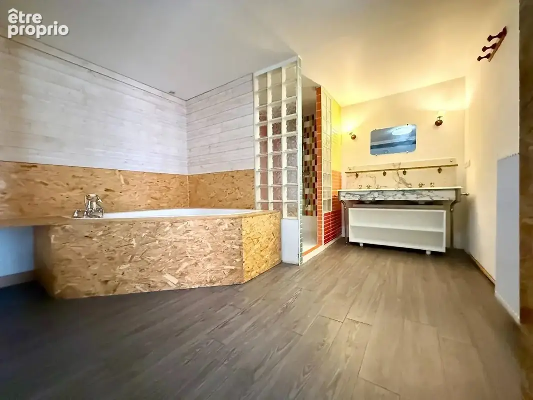 Vivez l?histoire, habitez l?exception, véritable Loft de 132 m² 2 Chambres dans un emblématique bâtiment de Roubaix - photo 5