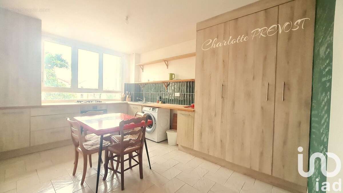 Photo 7 - Appartement à LA COURNEUVE