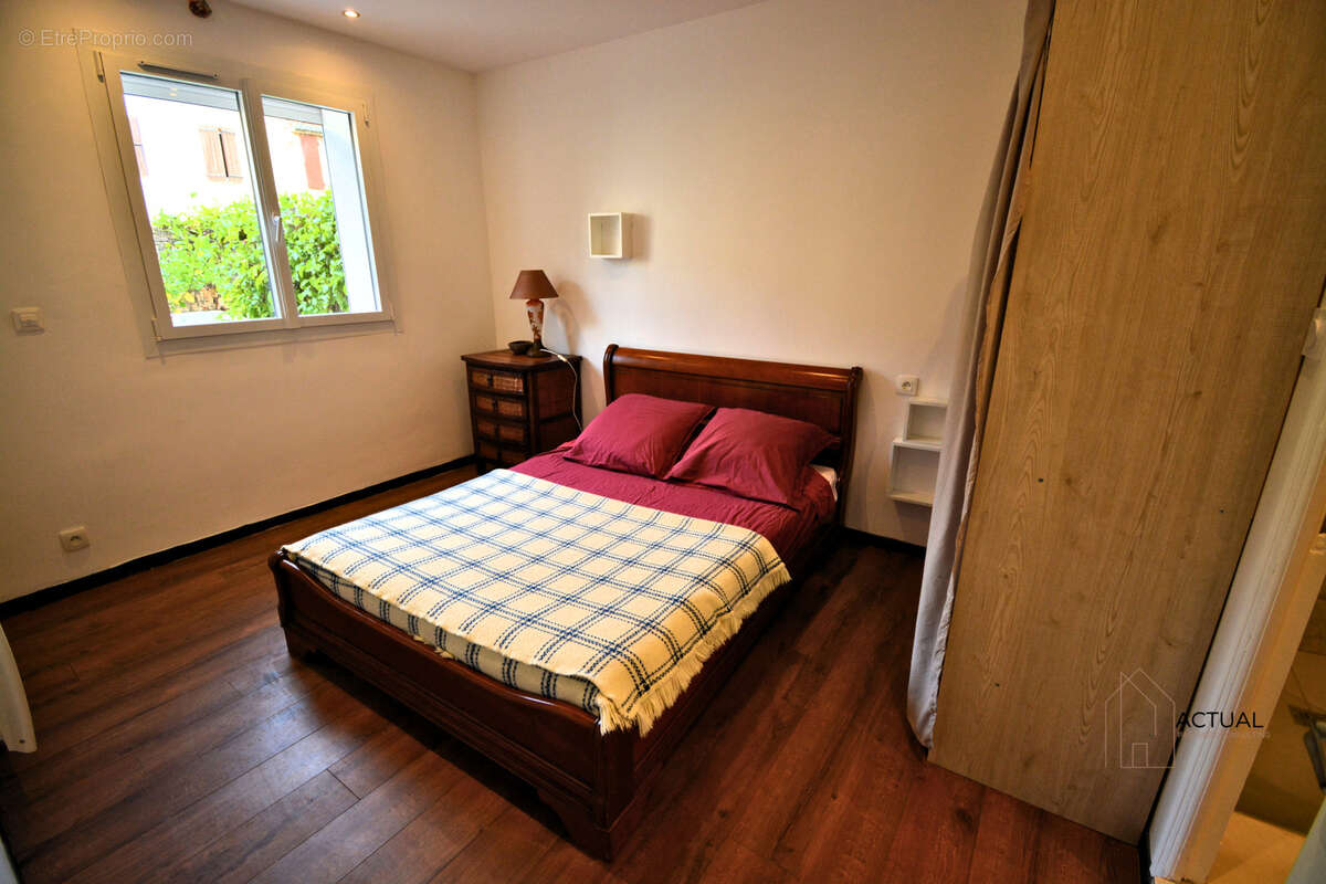 Maison à LAROQUE-DES-ALBERES