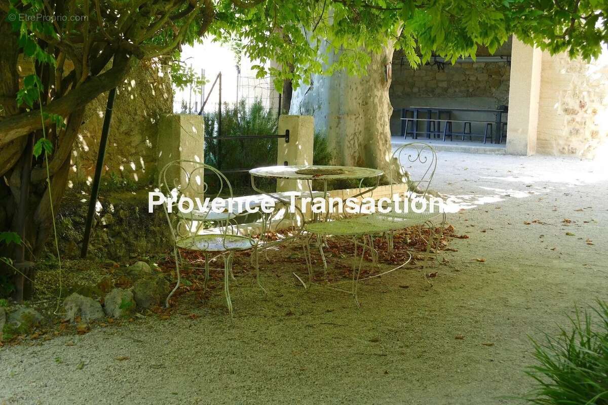 Maison à BEAUMES-DE-VENISE