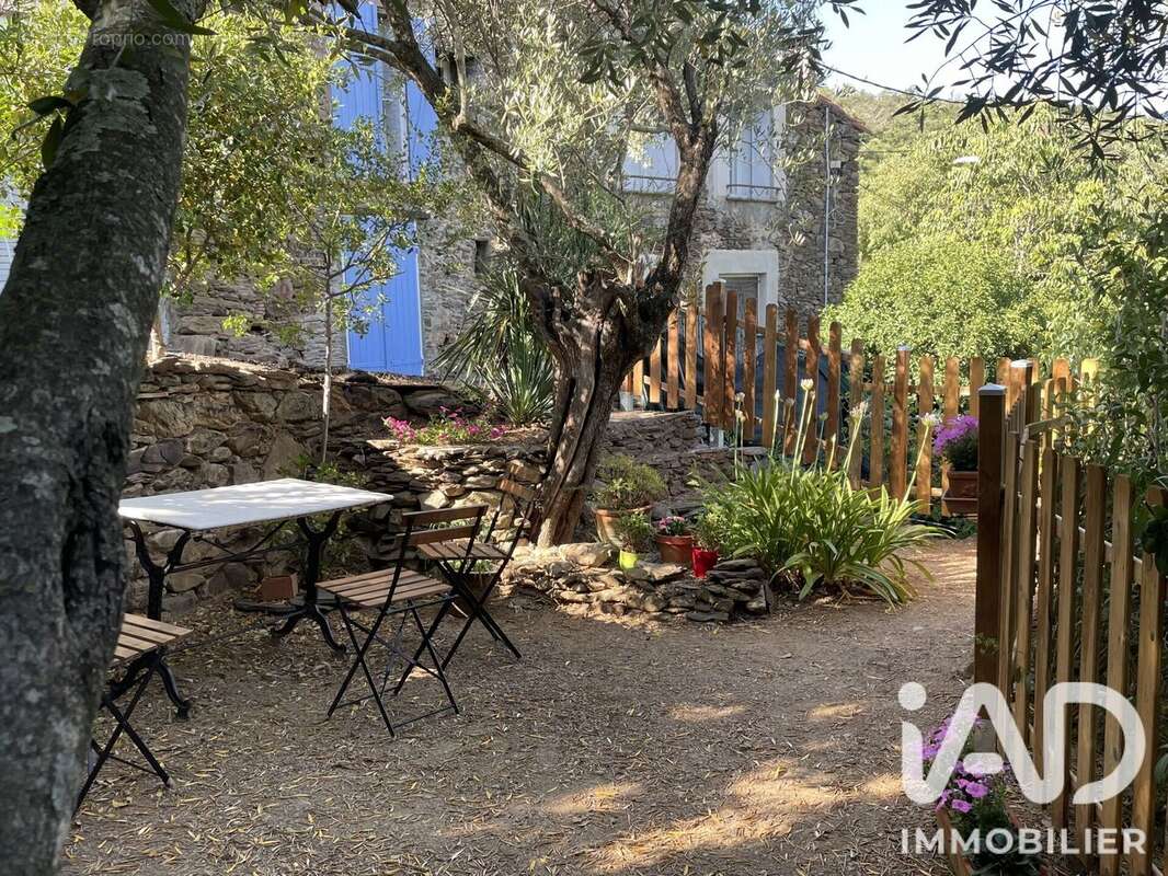 Maison 133 m² à Camelas  - photo 3