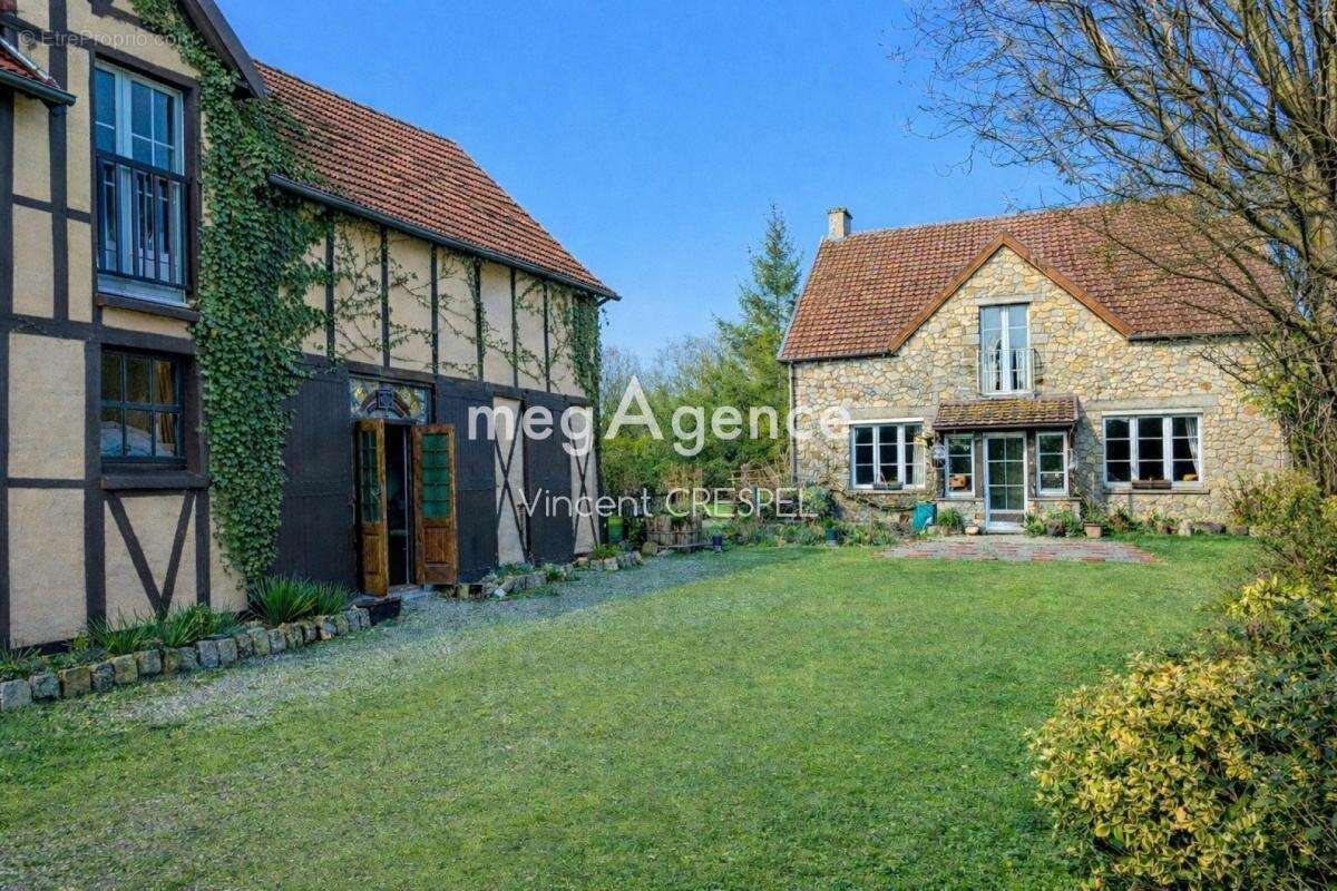 Propriété de caractère avec étang, gîte et terrain 2,7 ha - photo 2