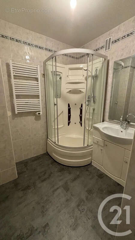 Appartement à CLICHY