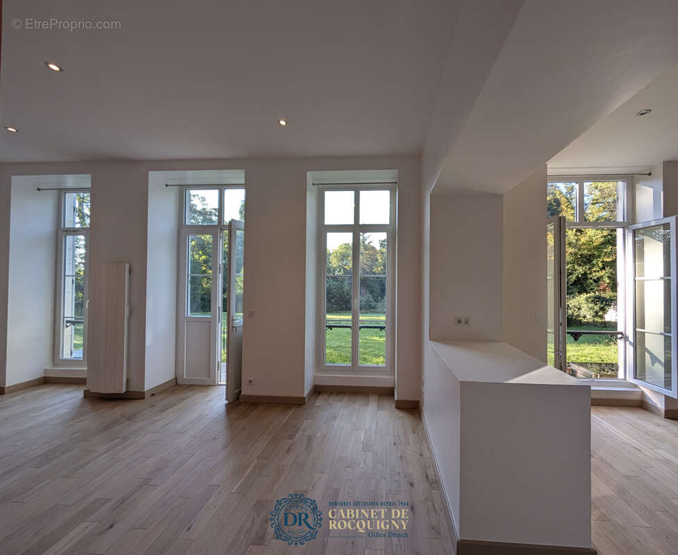 Appartement à SAINT-JEAN-DE-BRAYE
