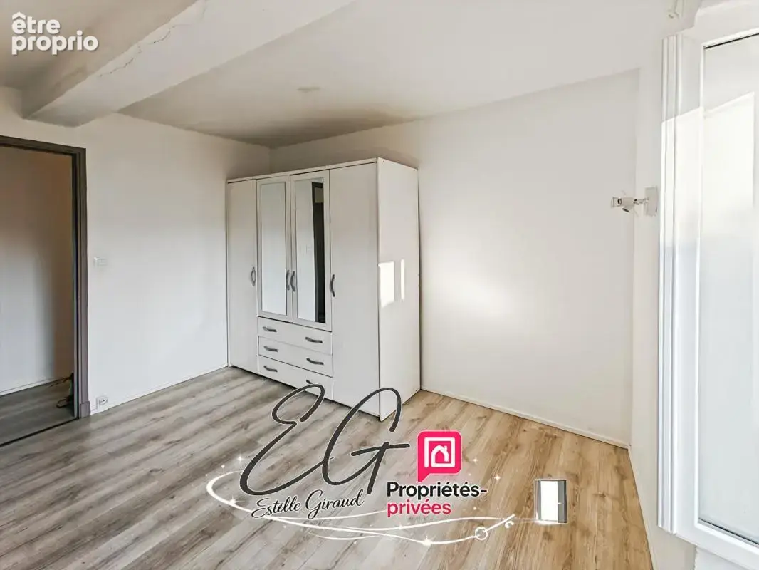 Maison de village avec cour, balcon et terrasse - Idéale premier achat ou investissement locatif - photo 5