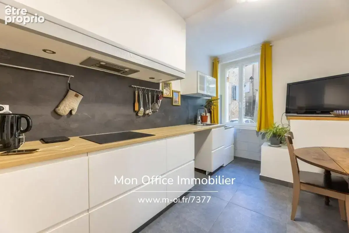 Référence : 7377-SJO - Appartement rénové 88m2 à Rians (83560): 2 chambres, 2 caves de 85m2, calme - photo 2
