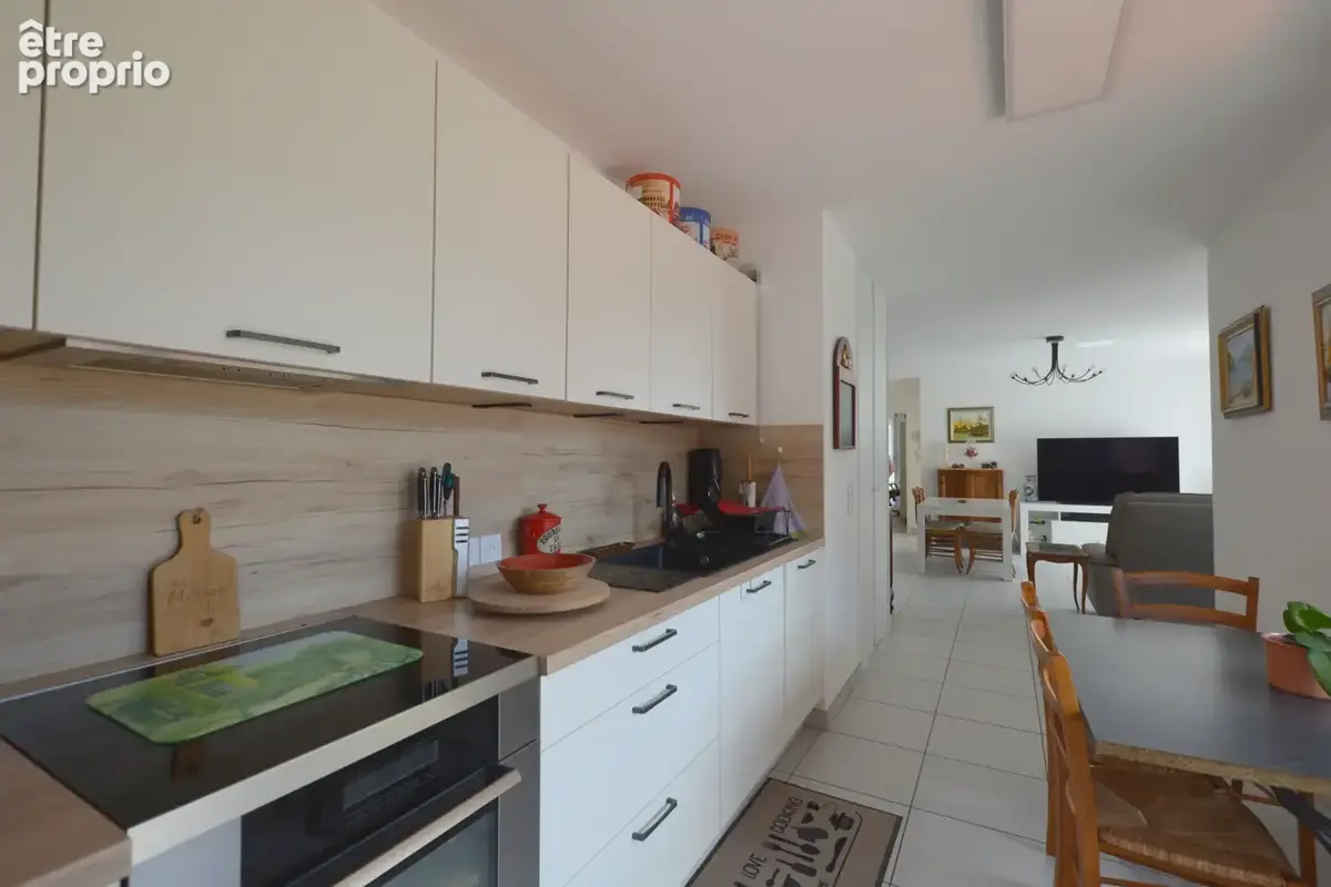 Appartement t4 - terrasse - garage double a cluses - photo 5