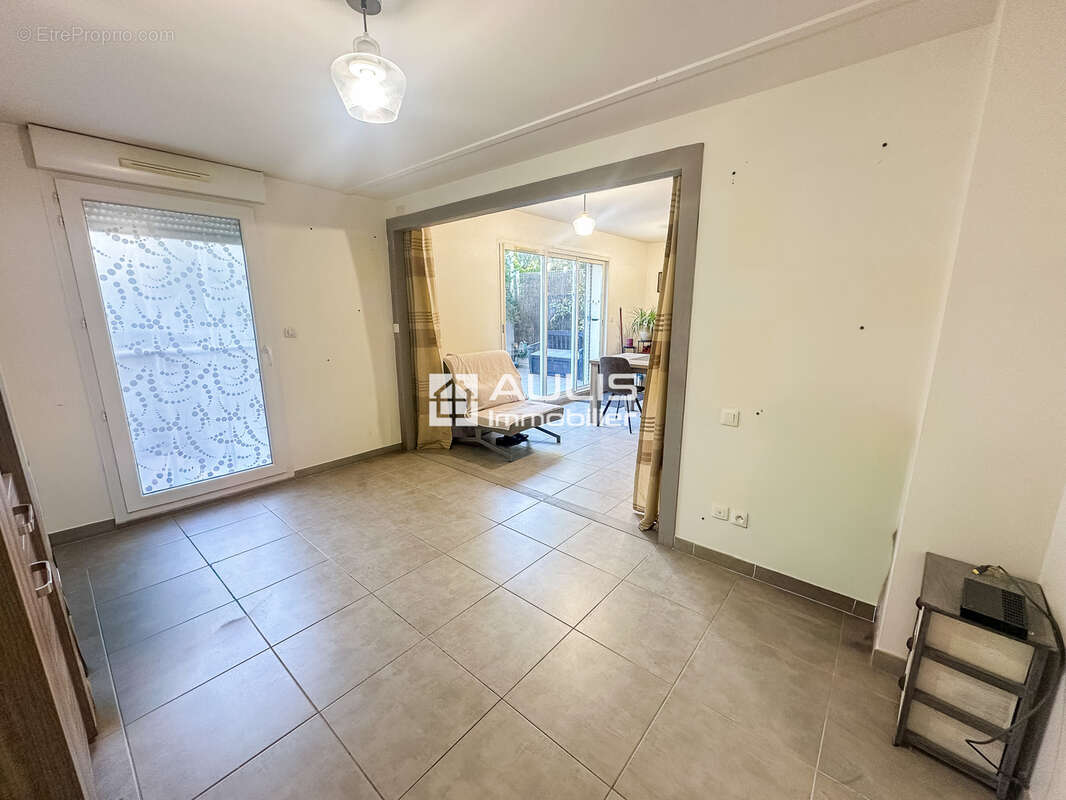 Appartement à FLEURY