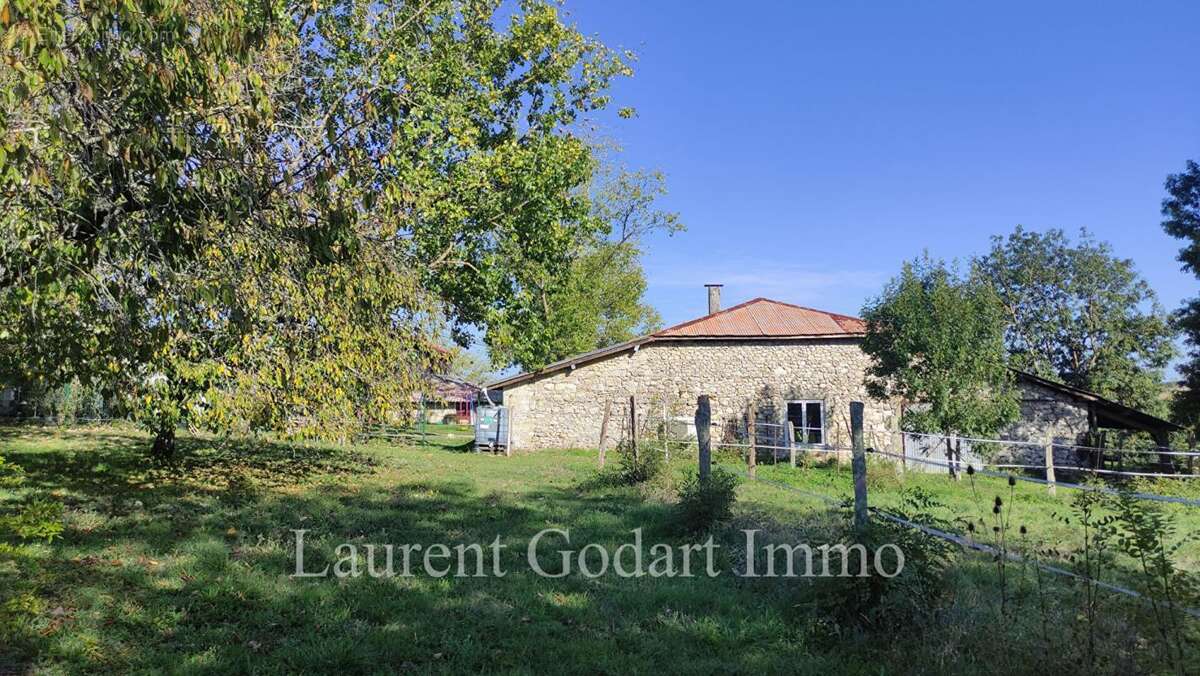 Maison à CASTELJALOUX