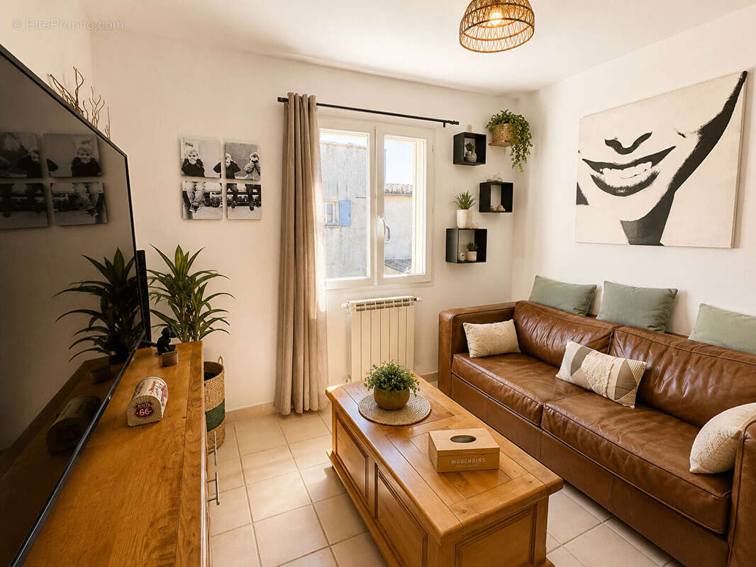 Maison T5 de plain-pied avec terrasse et garage - photo 3