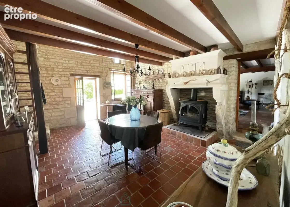 Jolie maison de village avec un jardin de 810 m² + 1 390 m² de bois - photo 9