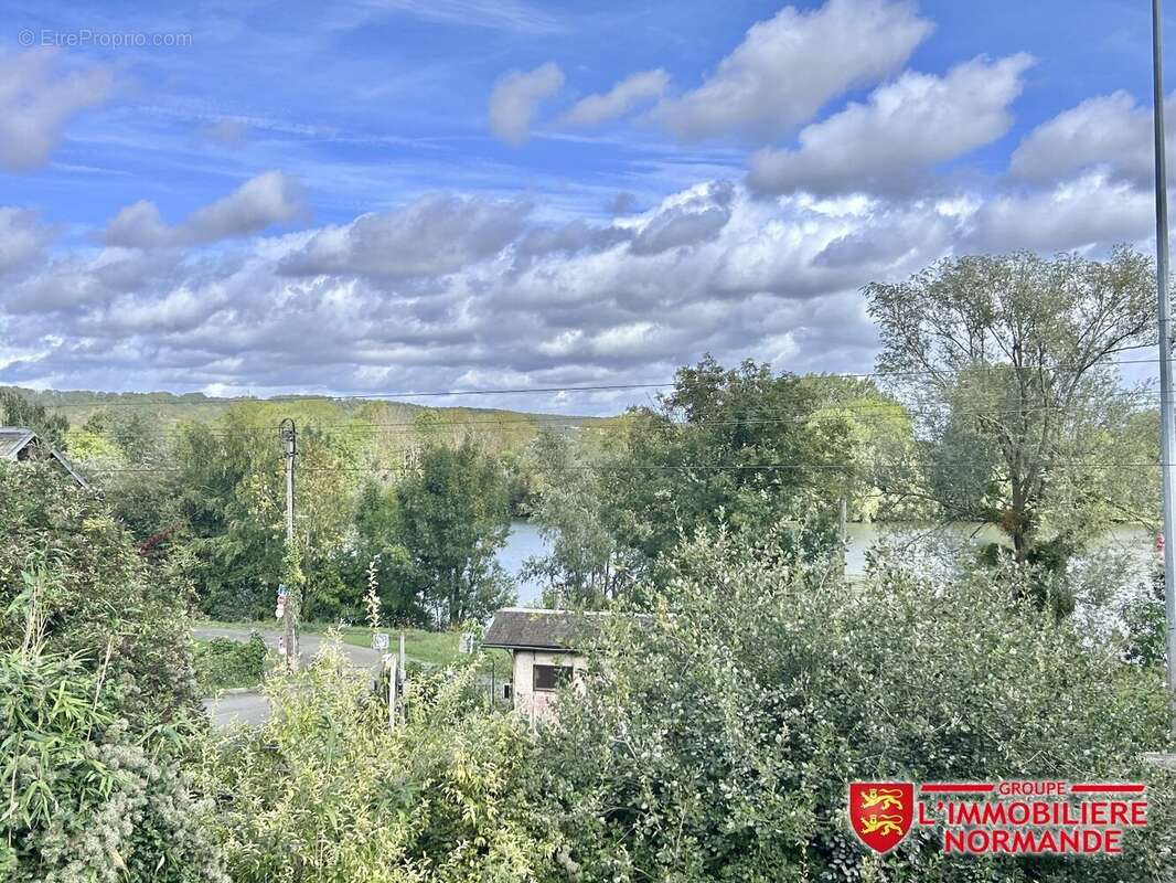 Maison à BONNIERES-SUR-SEINE