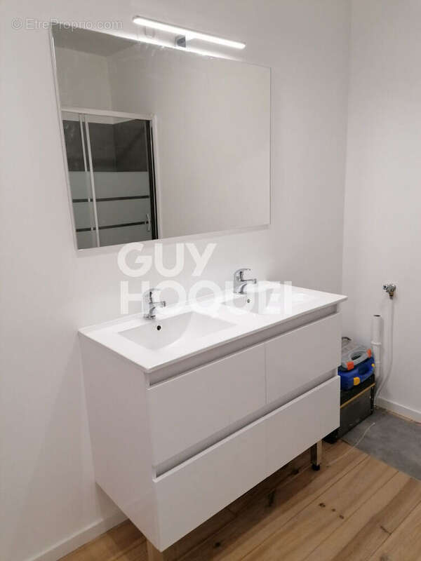 Maison à CELLES-SUR-DUROLLE