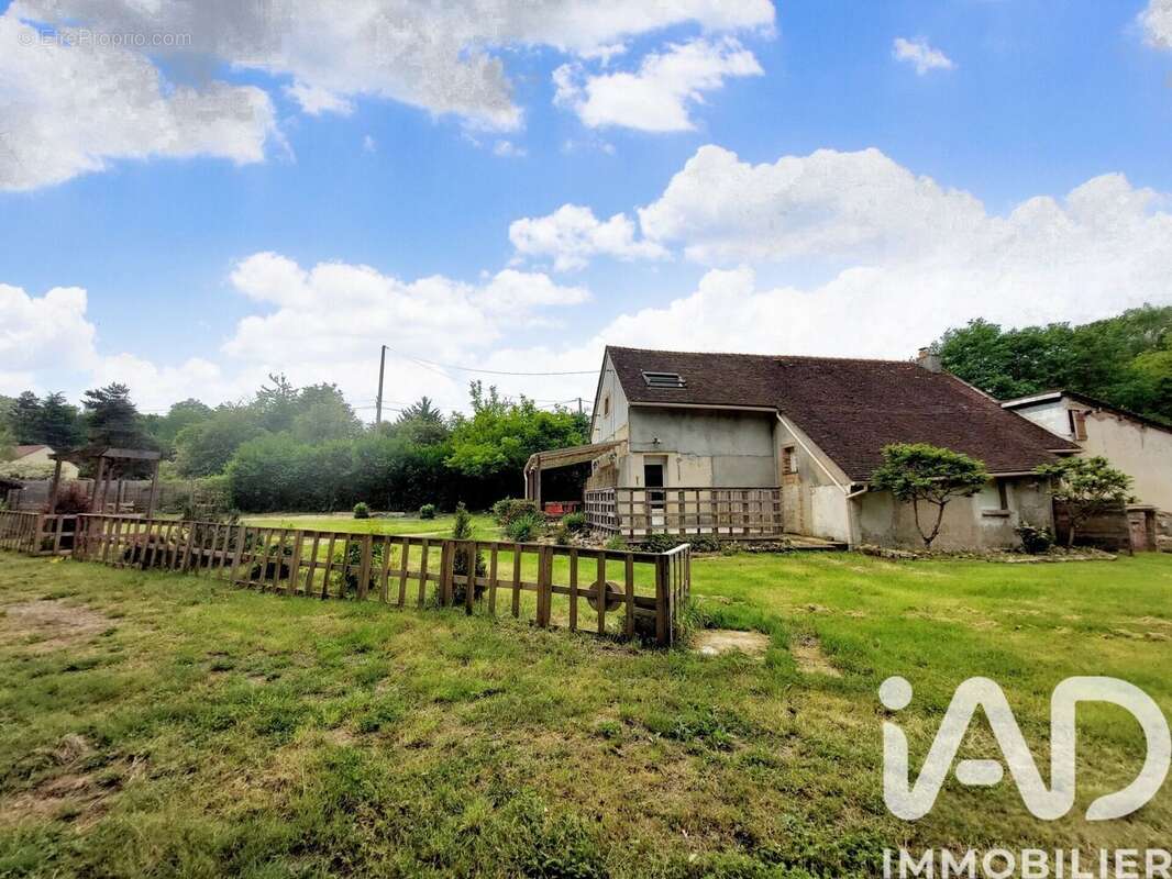 Photo 2 - Maison à CERISIERS
