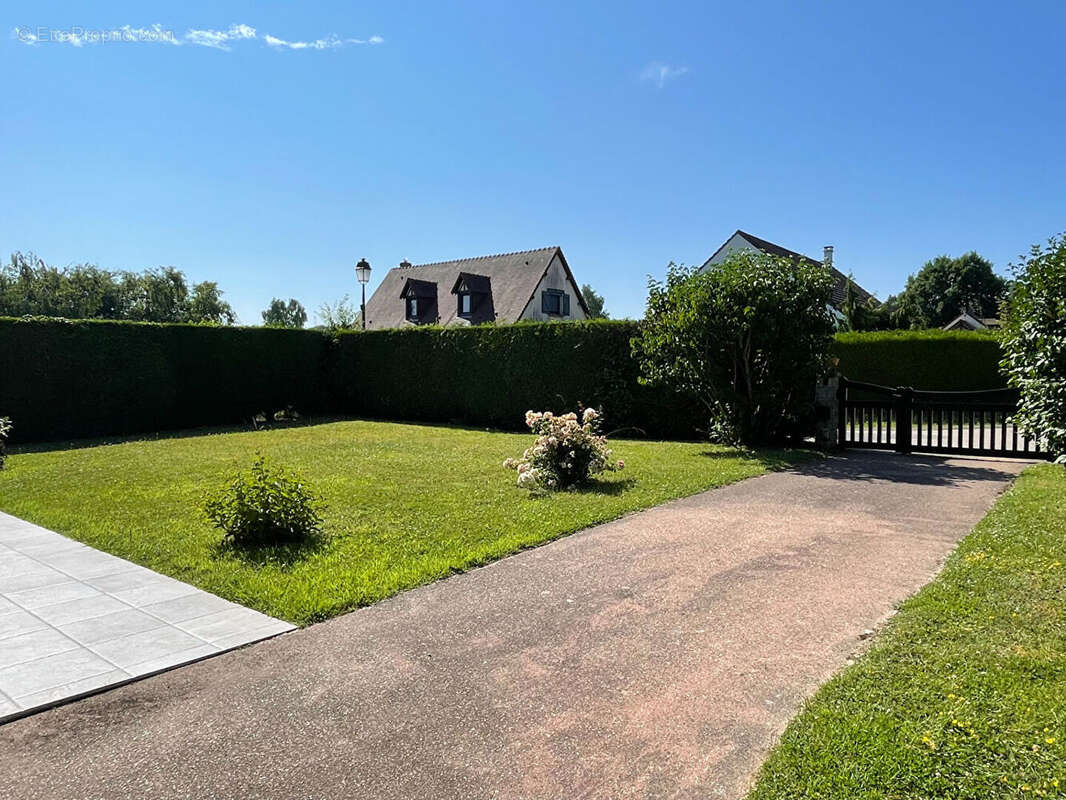 Maison La Saussaye 4 pièce(s) 112 m2 - photo 2