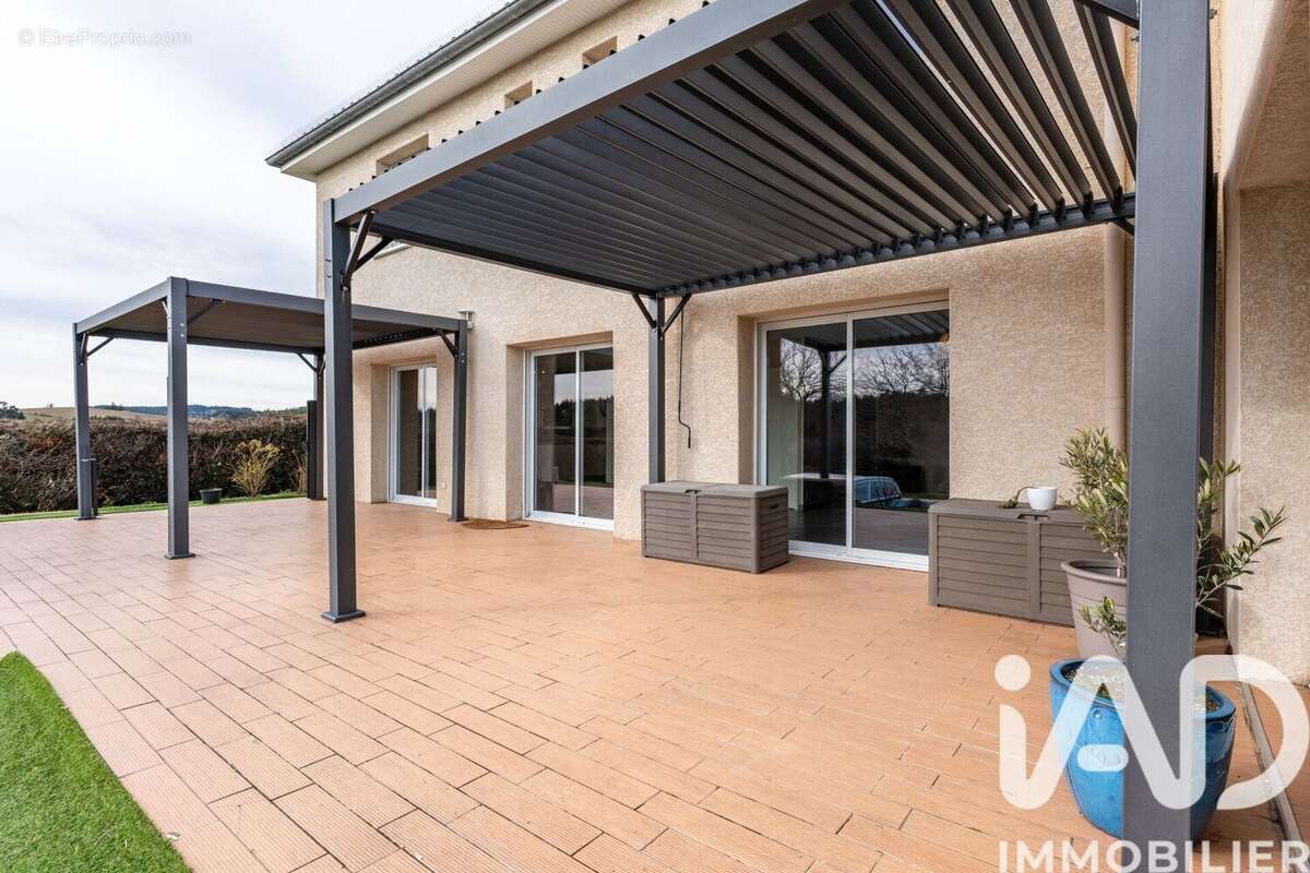 Photo 7 - Maison à PERIGNEUX