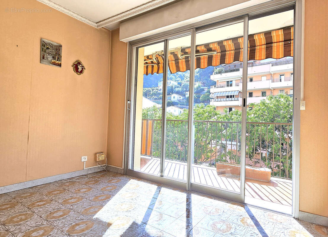 Appartement à MENTON