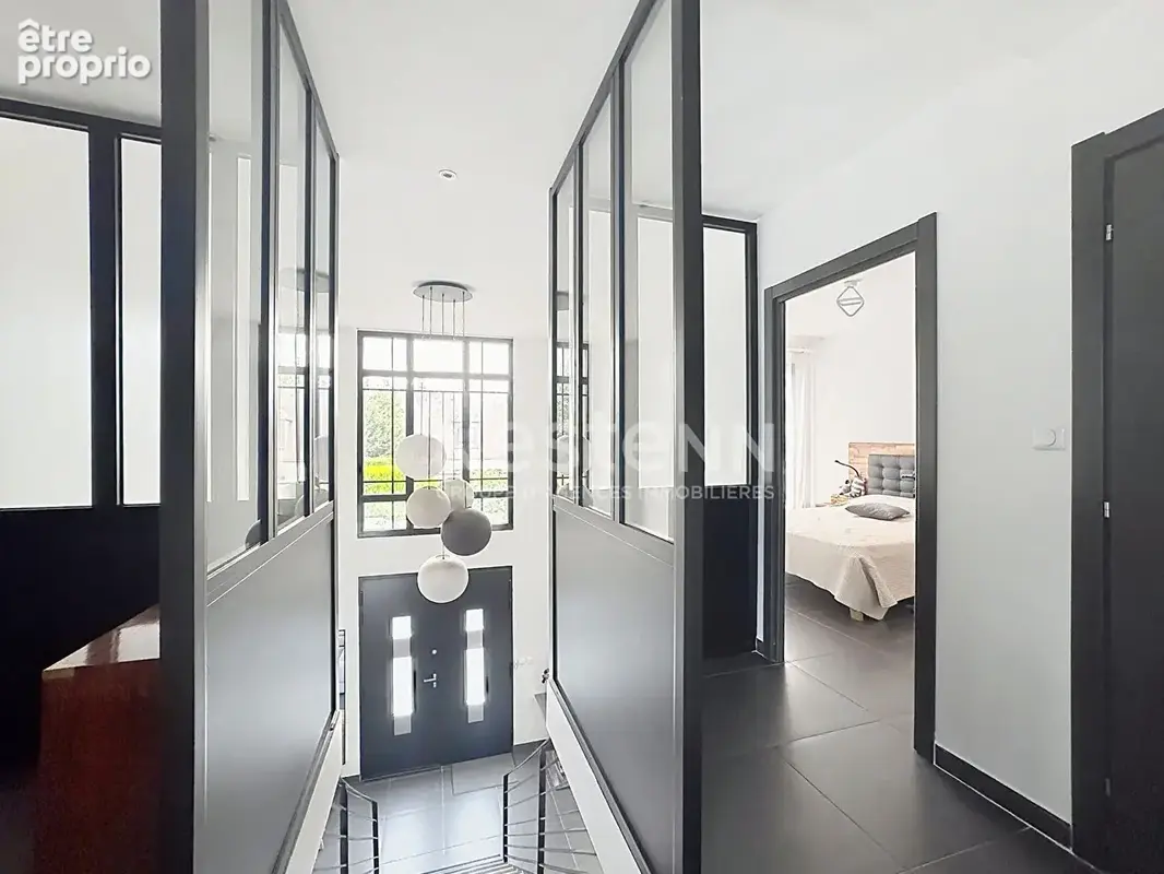 Gouvieux centre, maison d'architecte-toit plat 135 m² habitables -jardin - photo 13