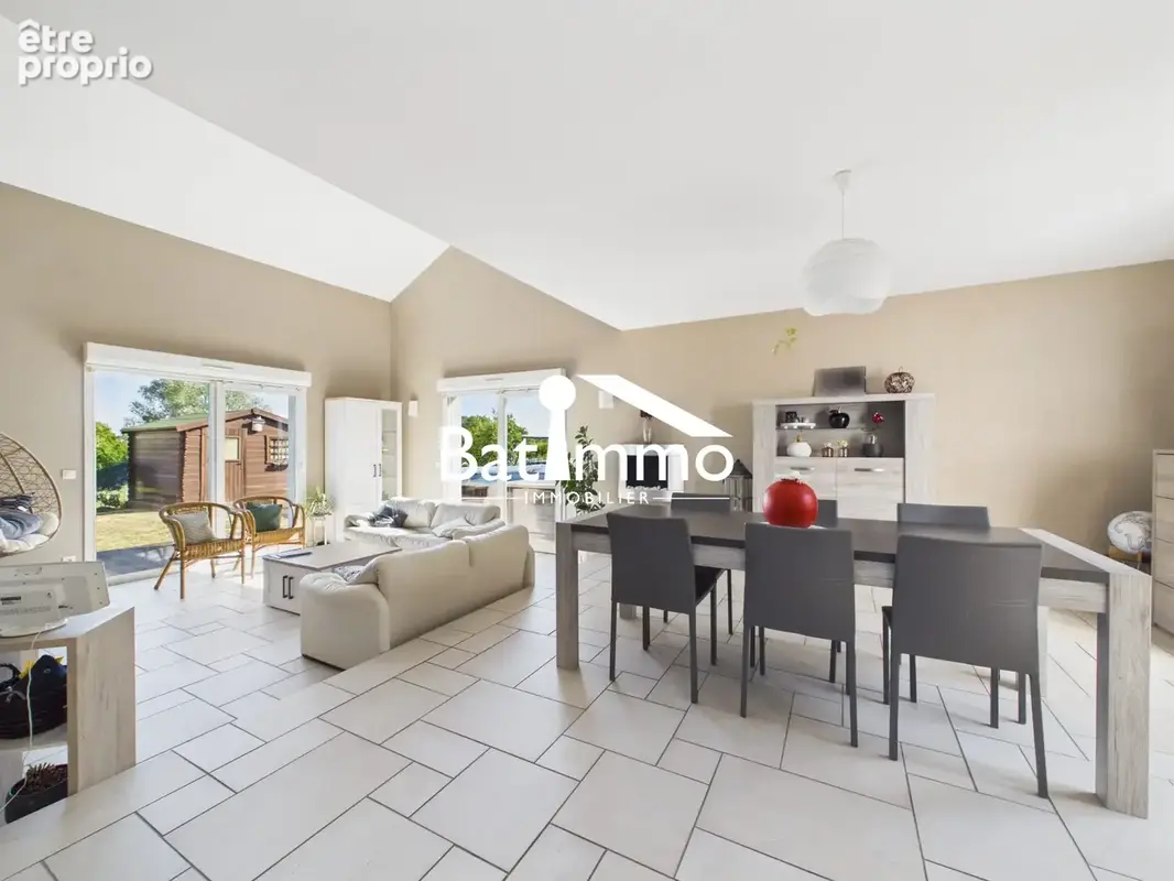 Maison 214 m² à Pournoy-La-Grasse  - photo 8