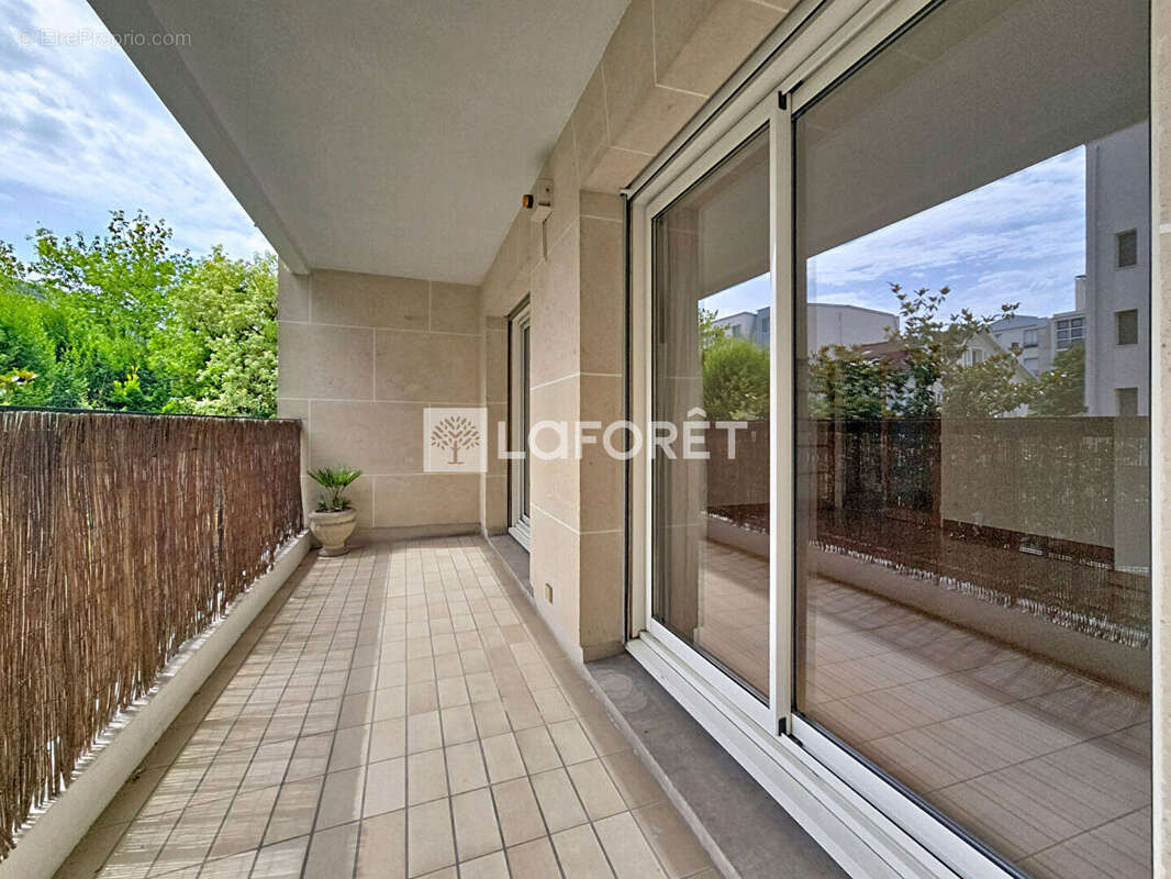CENTRE VILLE, Appartement Bourg La Reine 4 pièces 90 m2 - photo 2