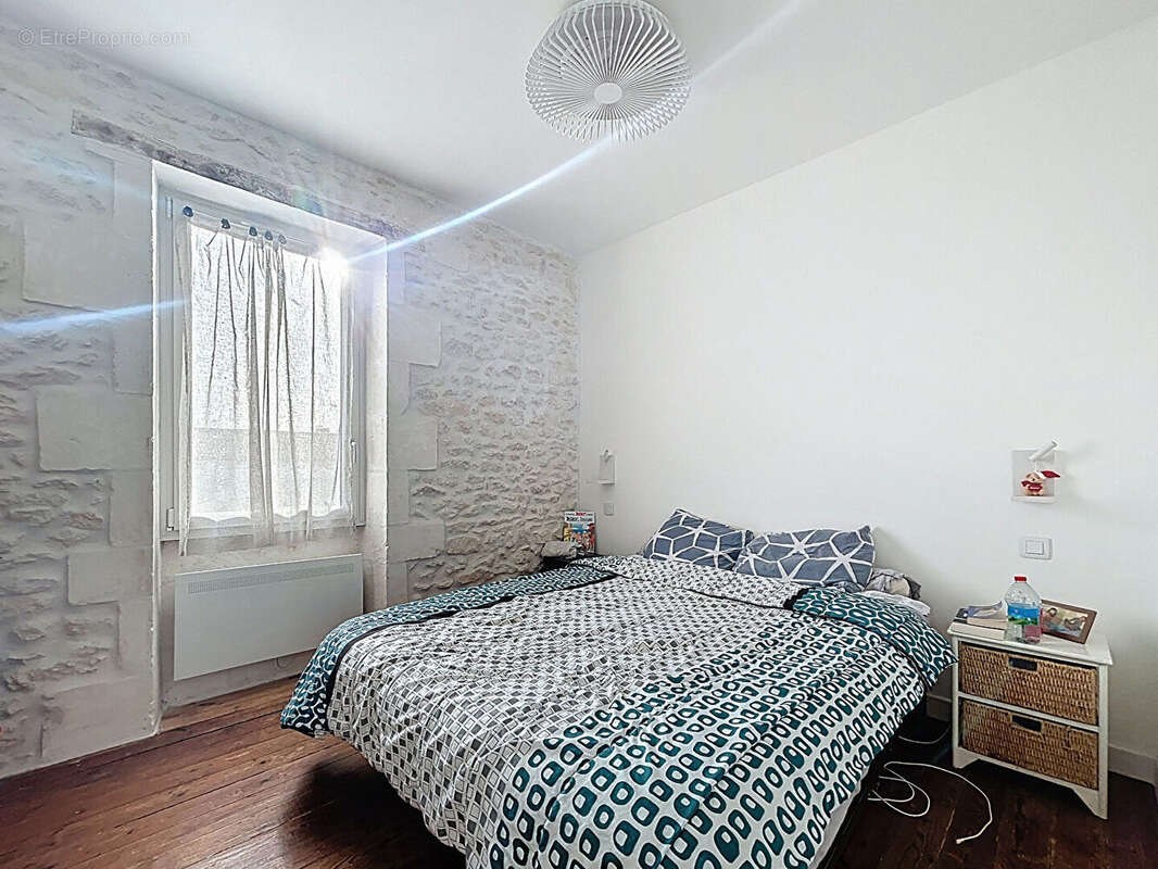 Maison à TONNAY-CHARENTE