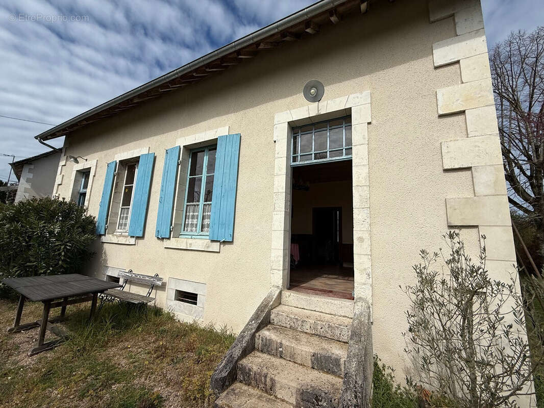 Maison à MAREUIL-SUR-ARNON