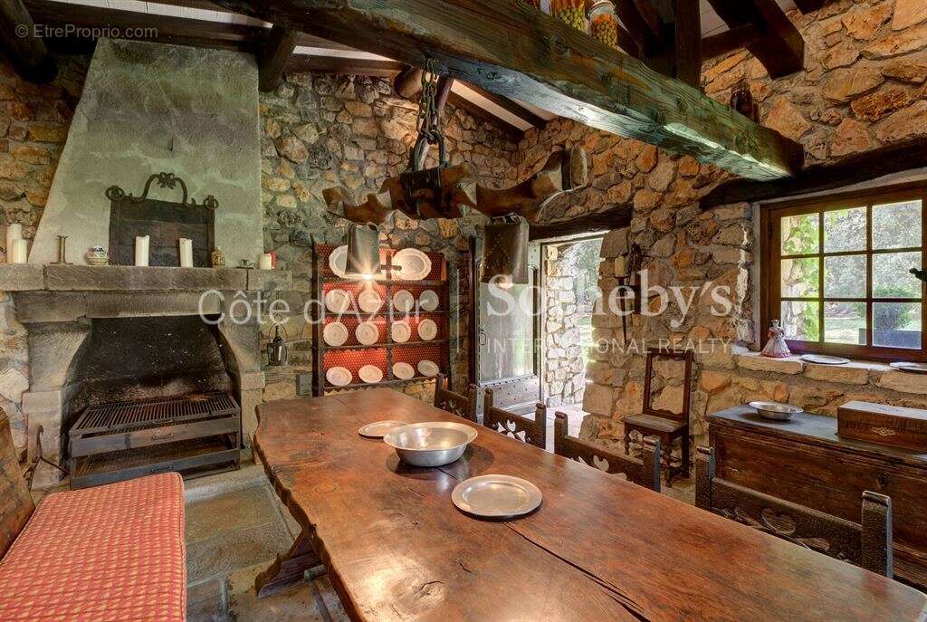 Maison à AURIBEAU-SUR-SIAGNE